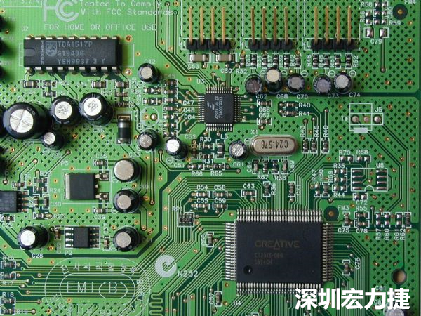 針對PCB區(qū)塊產(chǎn)生的EMI干擾問題，可使用EMI改善對策元件重點改善。