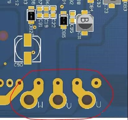 PCB設(shè)計不僅可以將PCB實現(xiàn)為即插即用的插件，而且可以增加焊料的厚度以達到過大電流的目的。